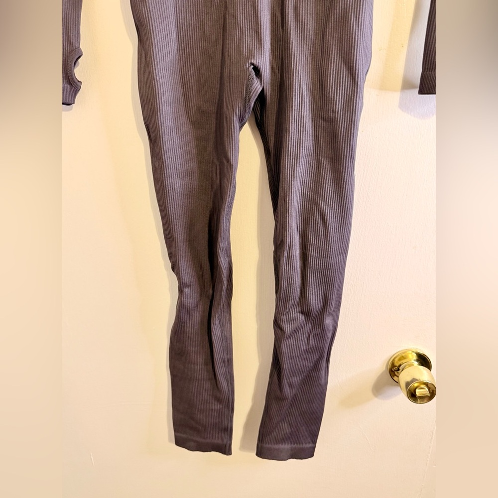 3 Ribbed Compression‎ Jumpsuits - Picture 12 of 15